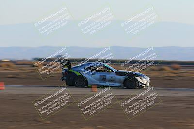 media/Nov-13-2022-GTA Finals Buttonwillow (Sun) [[d9378ae8d1]]/Group 1/Sunset (355pm)/